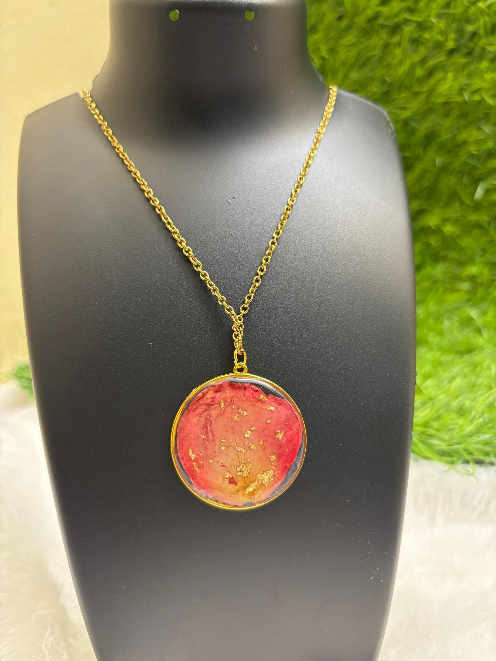  Real Dried & Floral Resin Pendants with  Chain Neckpiece